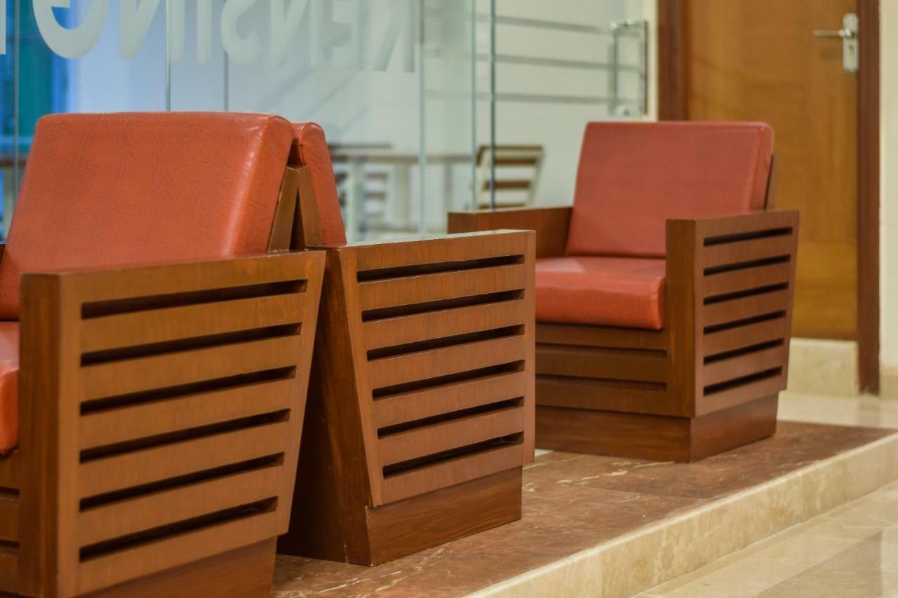 Kensington Suites Μπανγκαλόρ Εξωτερικό φωτογραφία