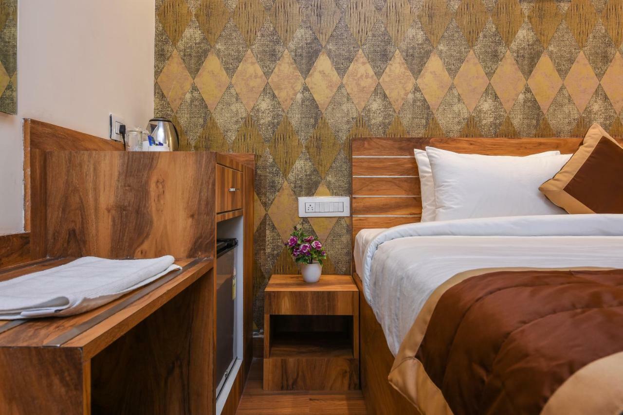 Kensington Suites Μπανγκαλόρ Εξωτερικό φωτογραφία